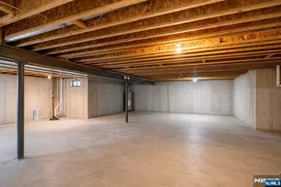 206 Van Buren Dr, Paramus, NJ 07652 - Photo 46