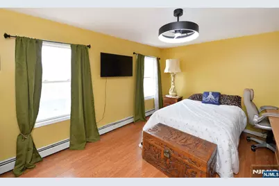 115 Marshall Avenue, Little Ferry, NJ 07643 - Photo 12