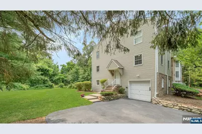 9 Brookstone Circle, Parsippany, NJ 07950 - Photo 2
