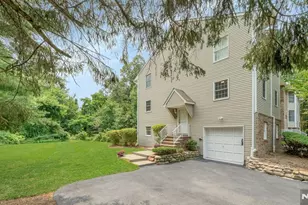 9 Brookstone Cir, Parsippany, NJ 07950 - Photo 2