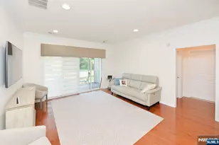 2107 Warrens Way 107, Wanaque, NJ 07465 - Photo 10