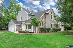 19 Matthew Road 19, Wayne, NJ 07470 - Photo 2