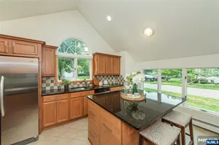 19 Matthew Road 19, Wayne, NJ 07470 - Photo 10