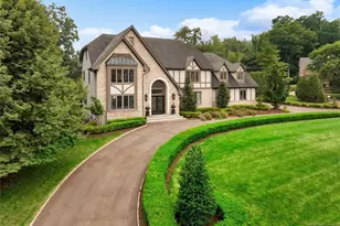 14 Sunflower Dr, Upper Saddle River, NJ 07458 - Photo 2