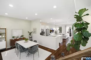 141 Roosevelt Dr, Wood Ridge, NJ 07075 - Photo 2