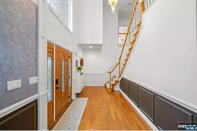 392 Oak Avenue, River Edge, NJ 07661 - Photo 4