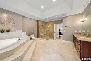 392 Oak Ave, River Edge, NJ 07661 - Photo 22