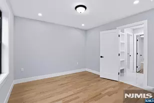 49 N Glenwood Dr, Bergenfield, NJ 07621 - Photo 34