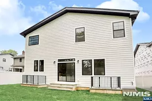 49 N Glenwood Dr, Bergenfield, NJ 07621 - Photo 50