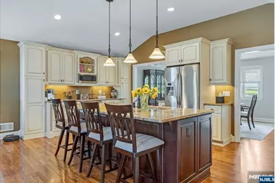 18 Dean Avenue, Butler, NJ 07405 - Photo 10