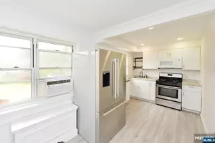 451 Heath Pl 8, Hackensack, NJ 07601 - Photo 10