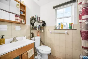 64 Brunswick St, Newark, NJ 07114 - Photo 16