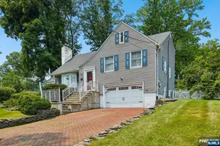 25 Lake Dr, Wayne, NJ 07470 - Photo 4