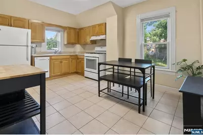 12 Dey Street, Montclair, NJ 07042 - Photo 8