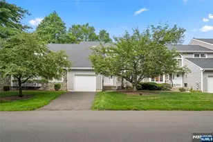 35 Mulford Dr, Wayne, NJ 07470 - Photo 2