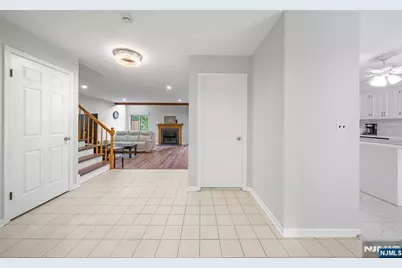 35 Mulford Drive, Wayne, NJ 07470 - Photo 10