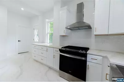 245 Elm Avenue, Bogota, NJ 07603 - Photo 22