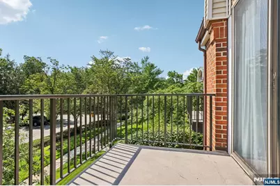10 Wadsworth Court, Teaneck Township, NJ 07666 - Photo 34
