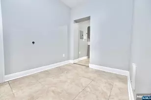 351 Mulberry St, Newark, NJ 07102 - Photo 6