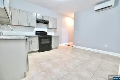 351 Mulberry Street, Newark, NJ 07102 - Photo 4