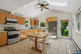17 River Rd, Harrington Park, NJ 07640 - Photo 14