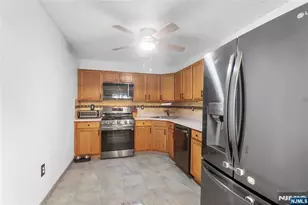1143 Stafford St, Mahwah, NJ 07430 - Photo 10