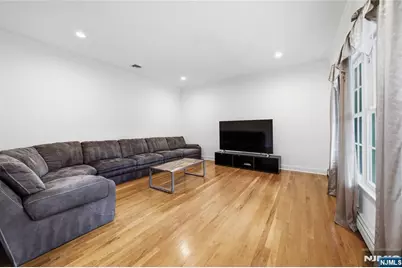 1 Concord Court, Mahwah, NJ 07430 - Photo 8