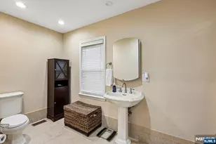 26 Westland Rd, Verona, NJ 07044 - Photo 18