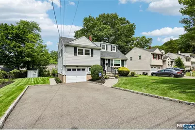 26 Westland Road, Verona, NJ 07044 - Photo 2
