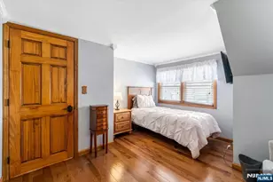 321 Thomas Ave, Lyndhurst Township, NJ 07071 - Photo 24