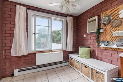 379 Kingsland Avenue, Lyndhurst Township, NJ 07071 - Photo 12