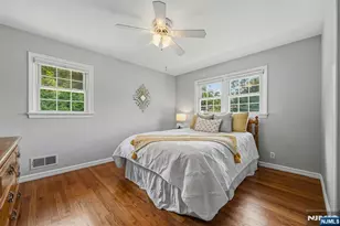 2 Hillview Pl, Ramsey, NJ 07446 - Photo 12