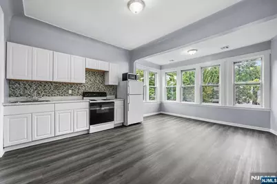 306 Ridgewood Avenue, Newark, NJ 07112 - Photo 22