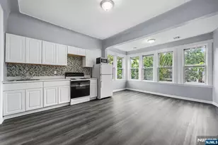 306 Ridgewood Ave, Newark, NJ 07112 - Photo 22