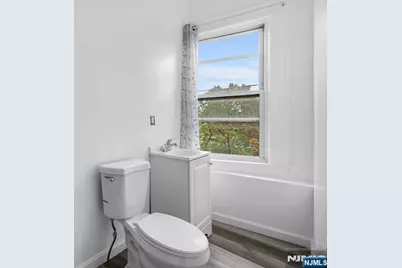 306 Ridgewood Avenue, Newark, NJ 07112 - Photo 20
