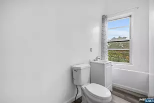 306 Ridgewood Ave, Newark, NJ 07112 - Photo 20