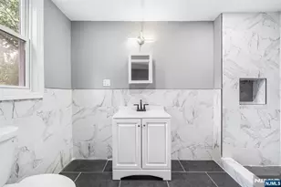 306 Ridgewood Ave, Newark, NJ 07112 - Photo 16