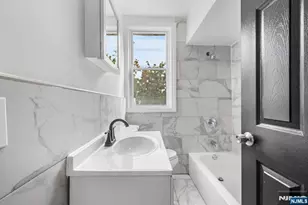306 Ridgewood Ave, Newark, NJ 07112 - Photo 10