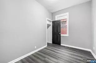 306 Ridgewood Ave, Newark, NJ 07112 - Photo 8