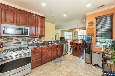2 Station Square, Union Township, NJ 07083 - Photo 12