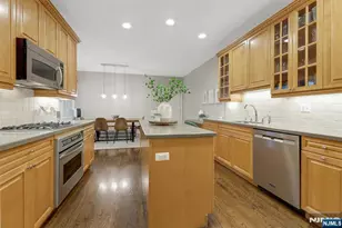 709 Fieldstone Terrace, Wyckoff Township, NJ 07481 - Photo 14