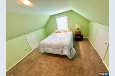 70 Byrne Street, Hackensack, NJ 07601 - Photo 12