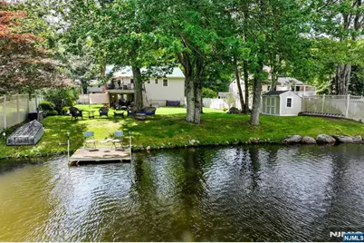 102 Tomahawk Trail, Sparta Township, NJ 07871 - Photo 30