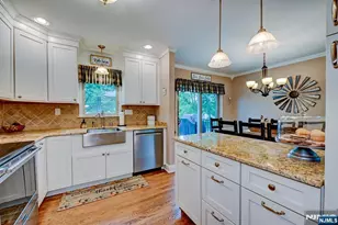 102 Tomahawk Trail, Sparta Township, NJ 07871 - Photo 10