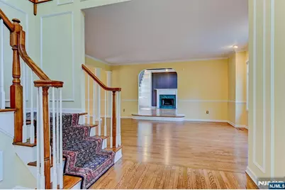 5 Meadow Court, Montville Township, NJ 07045 - Photo 4