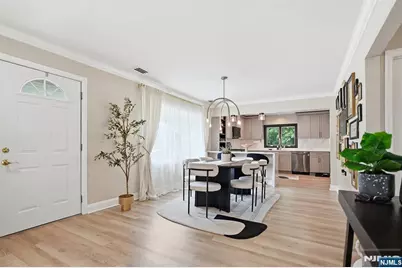 14 Big Piece Road, Fairfield, NJ 07004 - Photo 2