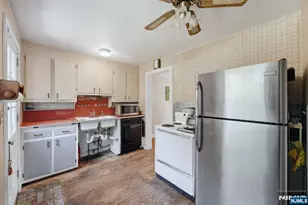 21 Wagner St, Bloomfield, NJ 07003 - Photo 12
