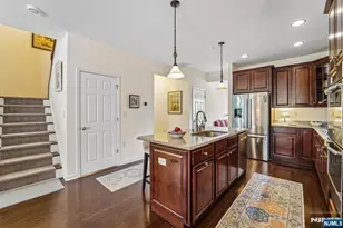 24 Pineview Dr, Waldwick, NJ 07463 - Photo 10
