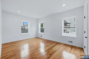 54 Pennsylvania Ave, Newark, NJ 07114 - Photo 20