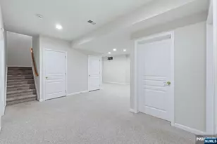 96 Hickory Hill Blvd 1205, Totowa, NJ 07512 - Photo 32